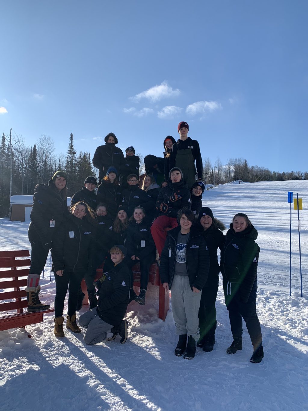 Club de ski et planche