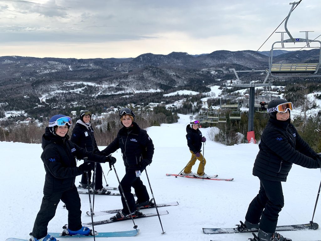 Club de ski et planche